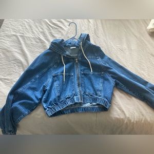 BDG Crop Jean Jacket size medium